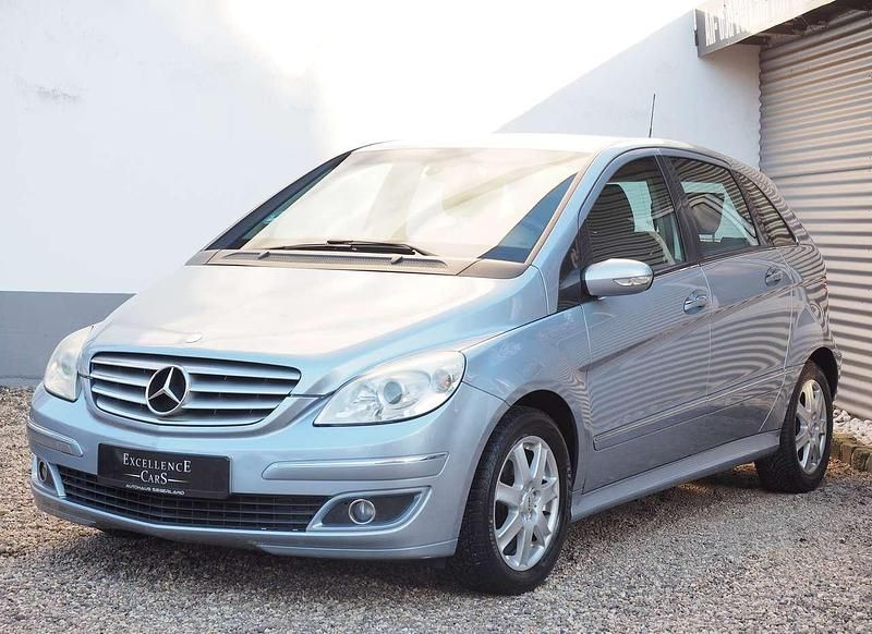 Gebraucht Mercedes B170 116 PS (85 kW) 2005 Blau Van / Kleinbus