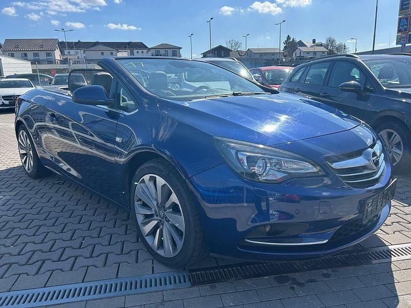 Gebraucht Opel Cascada Innovation 165 PS (121 kW) 2014 Blau Cabrio