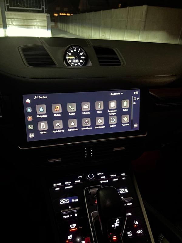 Gebraucht Porsche Cayenne 462 PS (339 kW) 2022 Blau SUV