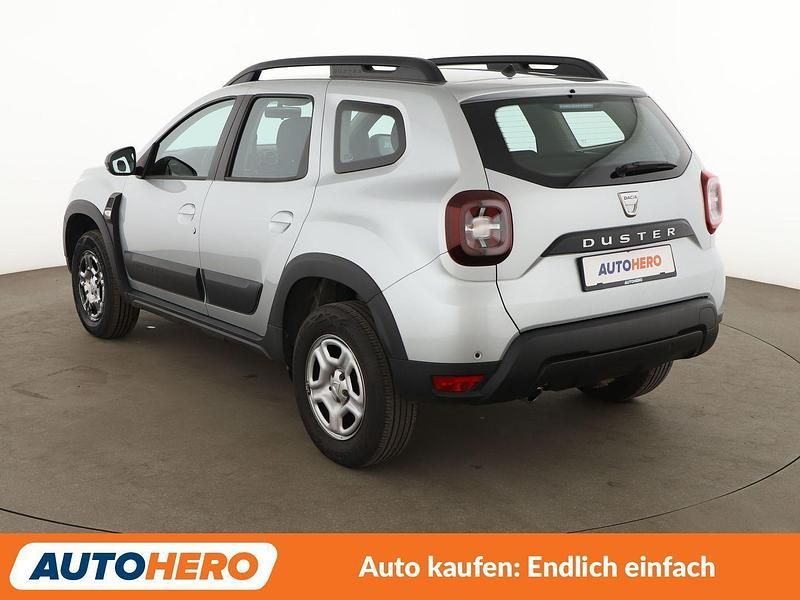 Gebraucht Dacia Duster Comfort 116 PS (85 kW) 2021 Grau SUV