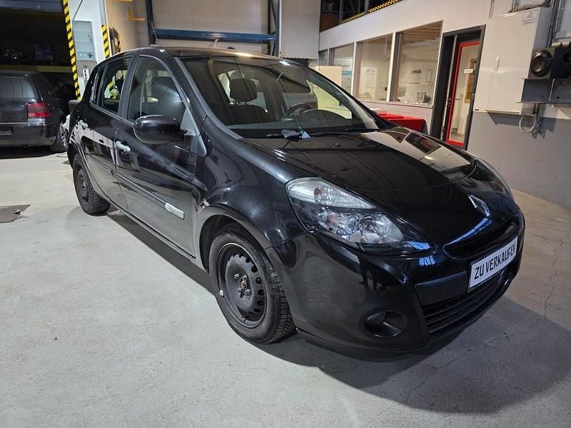 Gebraucht Renault Clio III Dynamique 86 PS (63 kW) 2010 Schwarz Kleinwagen