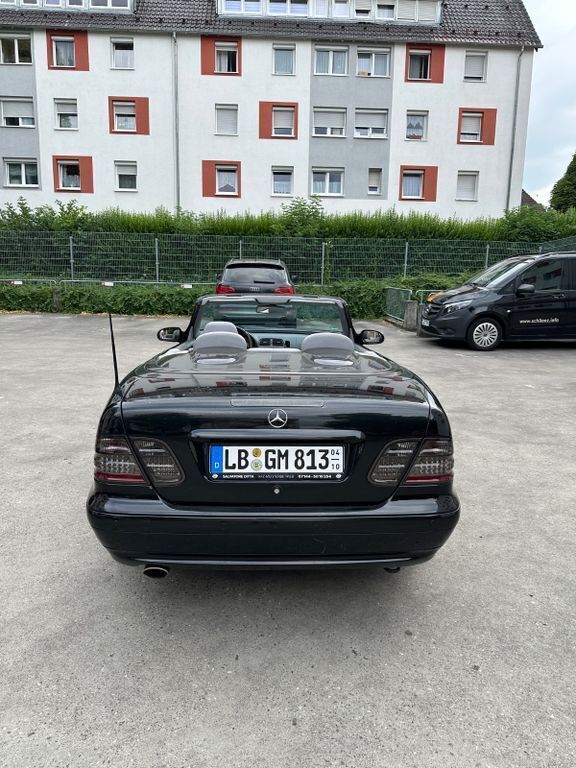 Schwarz Gebraucht 2001 Mercedes 200 Cabrio | 6.500 € (Superpreis) - Bild 1/4