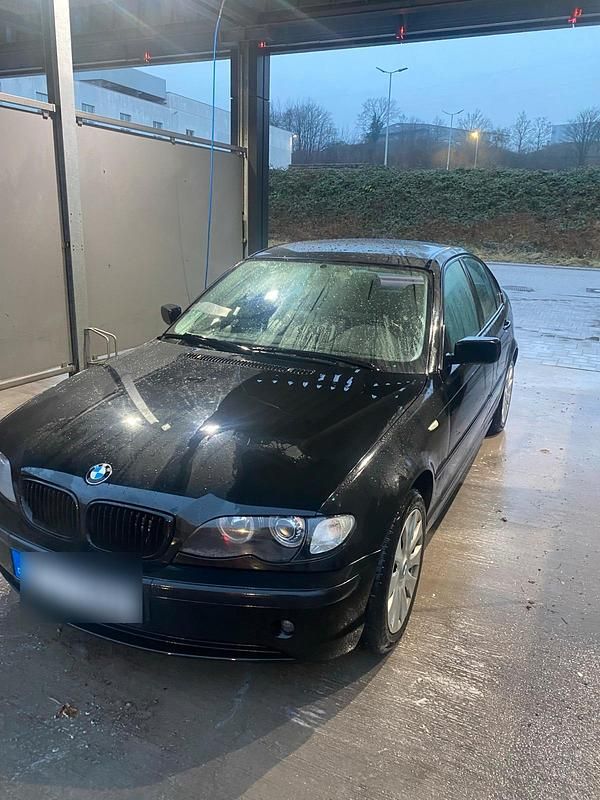 Gebraucht BMW 318 143 PS (105 kW) 2002 Schwarz Limousine