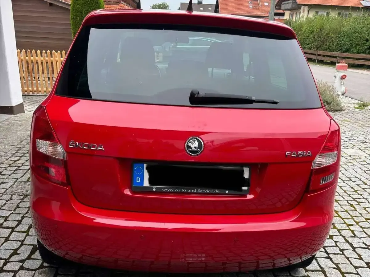 Gebraucht Skoda Fabia Best of 105 PS (77 kW) 2014 Rot Kleinwagen