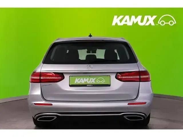 Gebraucht Mercedes E220 Avantgarde 194 PS (142 kW) 2018 Iridiumsilber Kombi