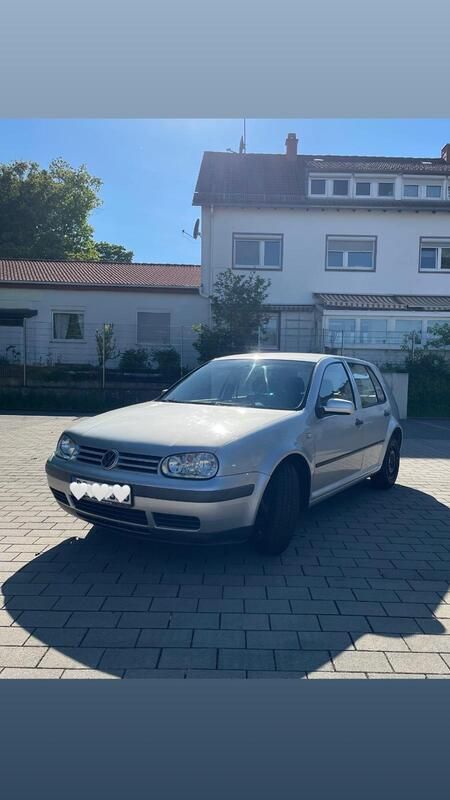 Silber Gebraucht 2003 VW Golf IV Ocean Limousine | 2.500 € (Etwas zu teuer) - Bild 1/4