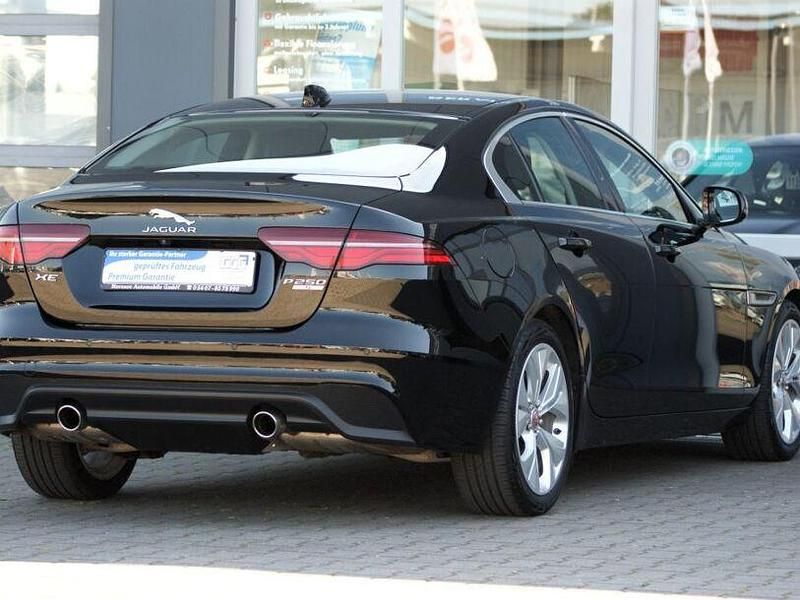 Gebraucht Jaguar XE S 250 PS (183 kW) 2020 Schwarz sonderlack Limousine
