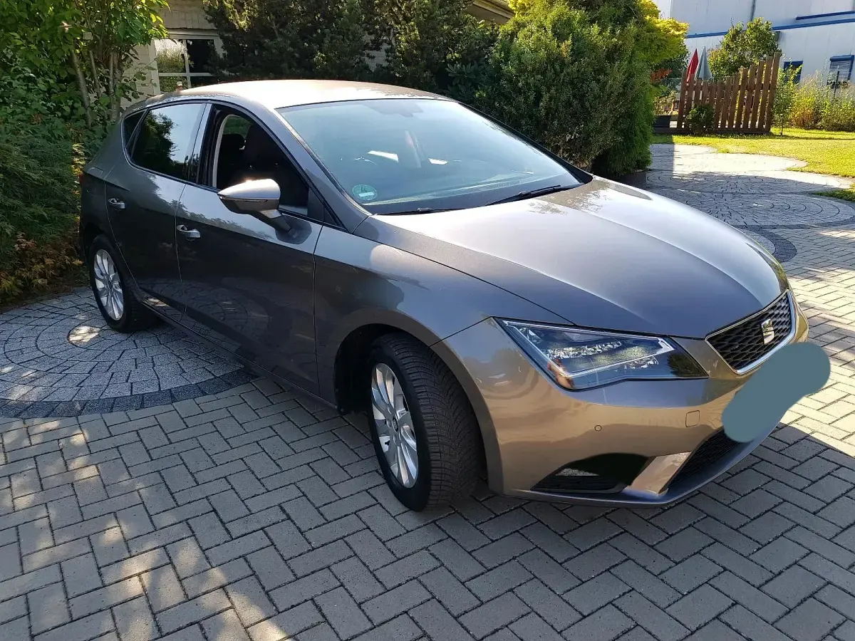 Gebraucht Seat Leon 110 PS (80 kW) 2015 Grau Kleinwagen