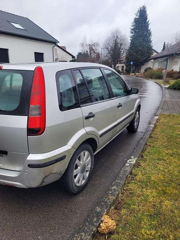 Gebraucht Ford Fusion 80 PS (58 kW) 2004 Silber Kleinwagen