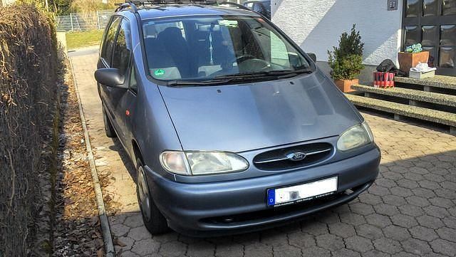 Gebraucht Ford Galaxy 145 PS (106 kW) 1998 Grau Van / Kleinbus
