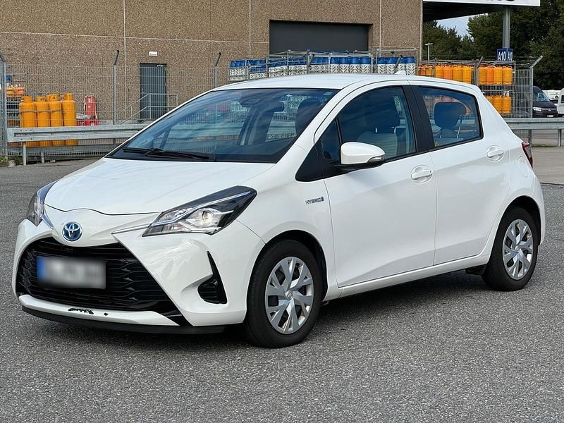Gebraucht Toyota Yaris 101 PS (74 kW) 2019 Weiß Kleinwagen