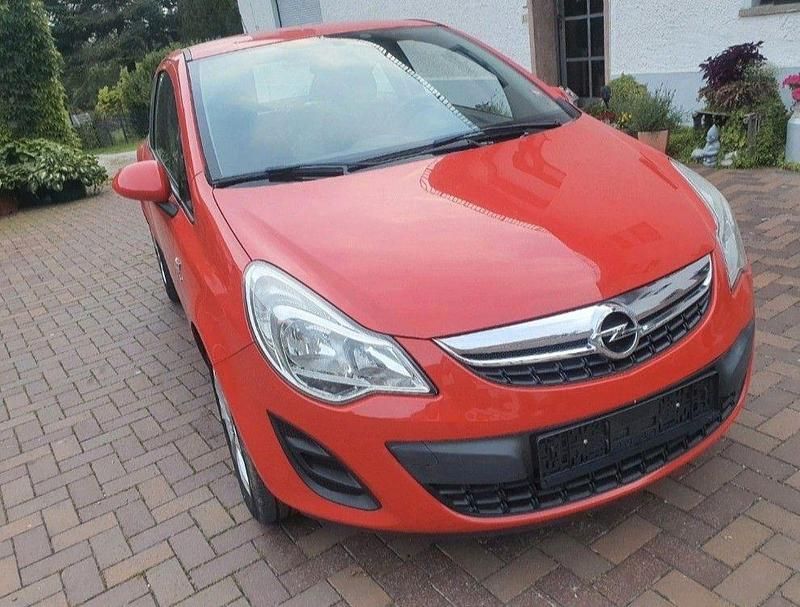 Rot Gebraucht 2013 Opel Corsa Active Kleinwagen | 3.699 € (Guter Preis) - Bild 1/4