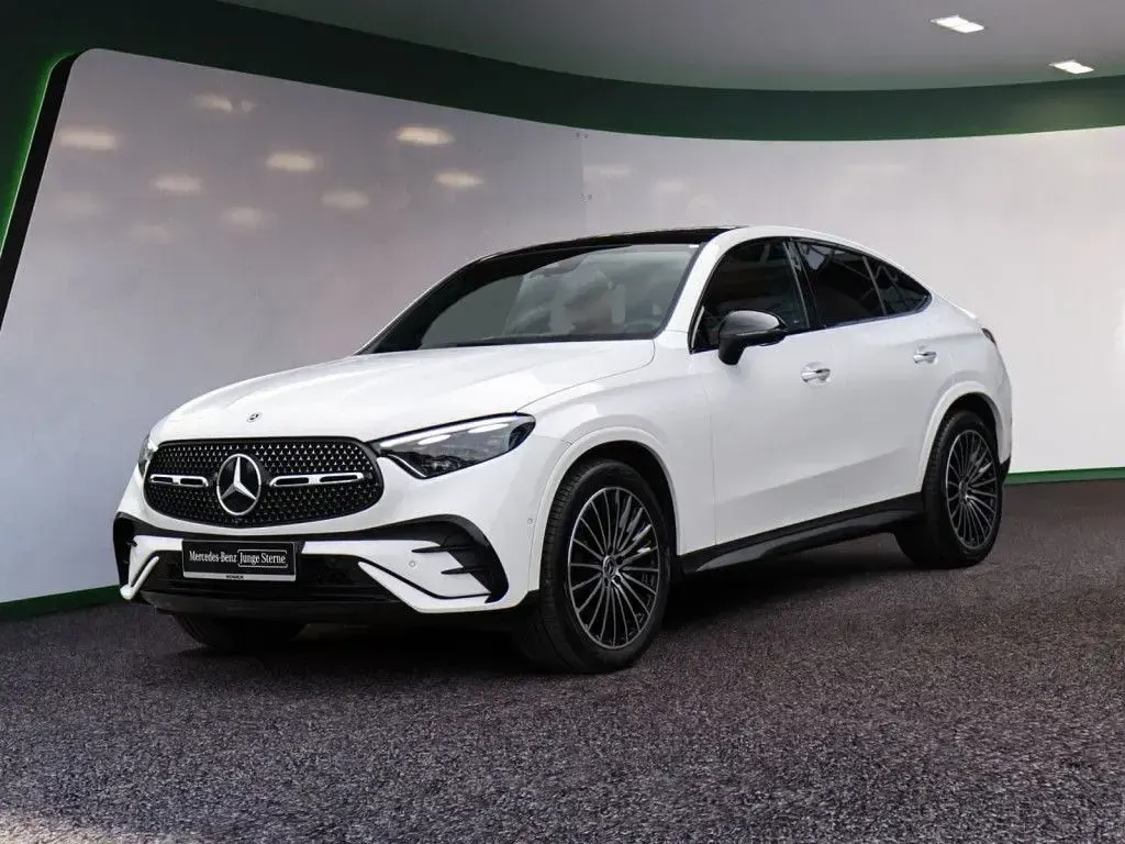 Gebraucht Mercedes GLC450 Advanced Plus 367 PS (269 kW) 2024 Weiss / polarweiß Coupé