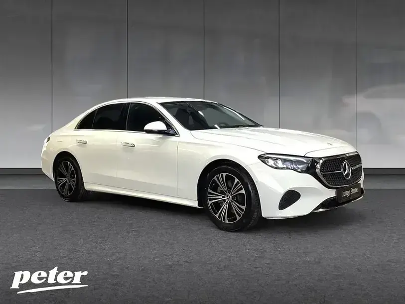 Usado Mercedes E200 Advanced 204 CV (150 kW) 2024 Blanco Berlina
