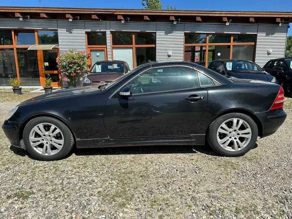 Gebraucht Mercedes SLK200 163 PS (119 kW) 2001 Schwarz Cabrio