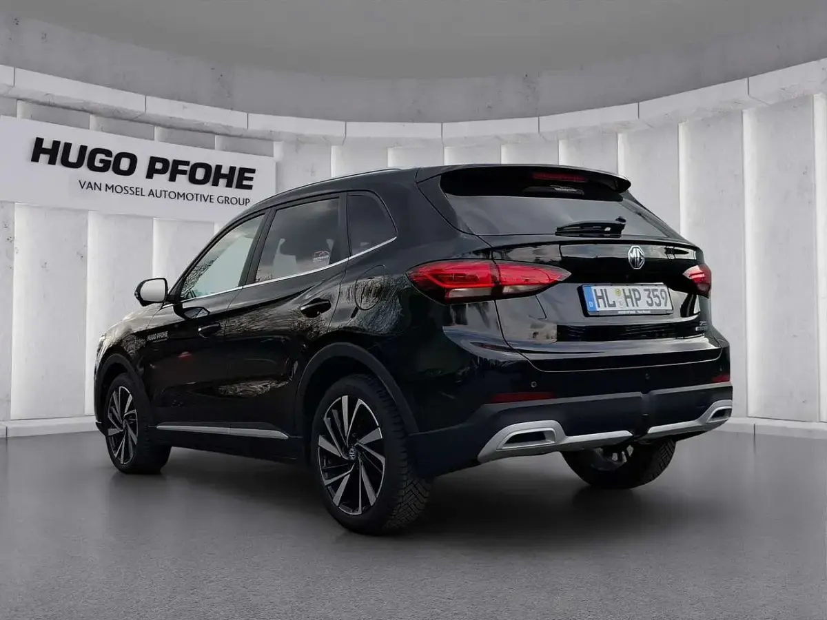 Gebraucht MG ZS Luxury 197 PS (144 kW) 2026 Pebble black metallic SUV