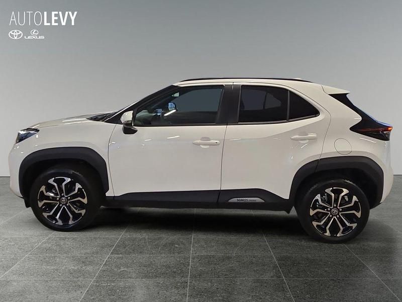 Gebraucht Toyota Yaris Hybrid Team 131 PS (96 kW) 2024 Weiß SUV