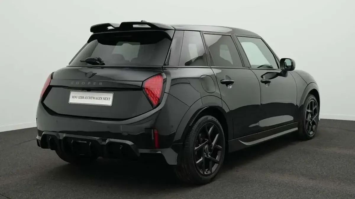 Gebraucht Mini John Cooper Works 156 PS (114 kW) 2025 Schwarz Kleinwagen