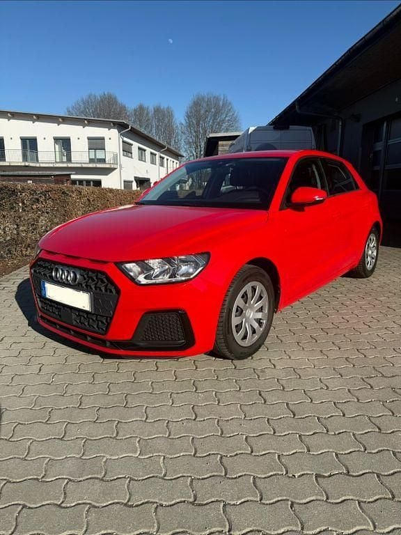 Gebraucht Audi A1 Sportback 116 PS (85 kW) 2019 Rot Kleinwagen