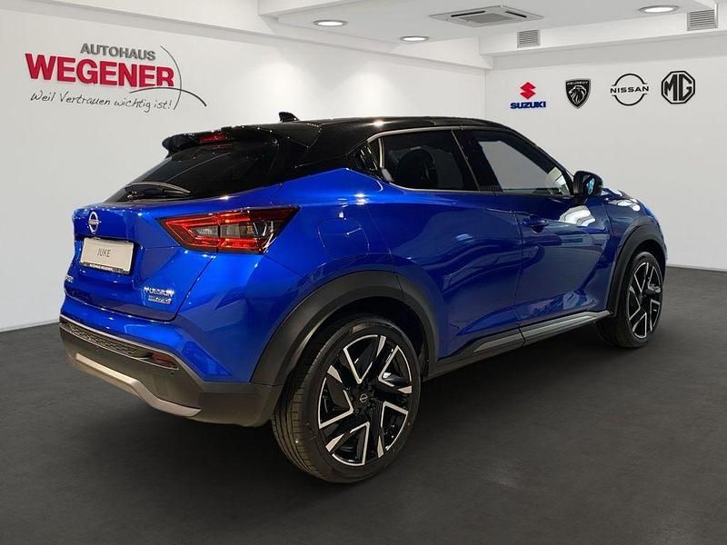 Neu Nissan Juke 360º 143 PS (105 kW) 2025 Magnetic blue/ black SUV