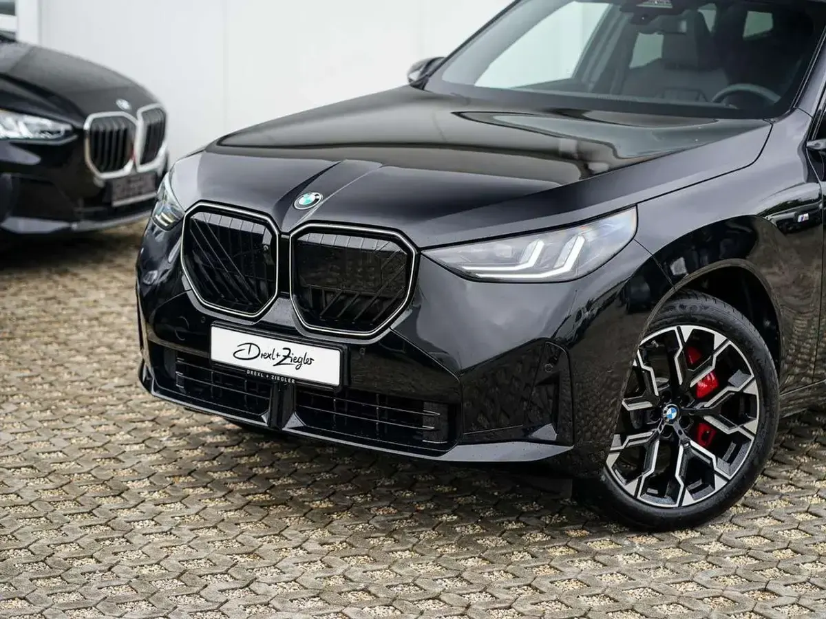 Używany BMW X3 Performance 303 KM (222 kW) 2025 Czarny SUV