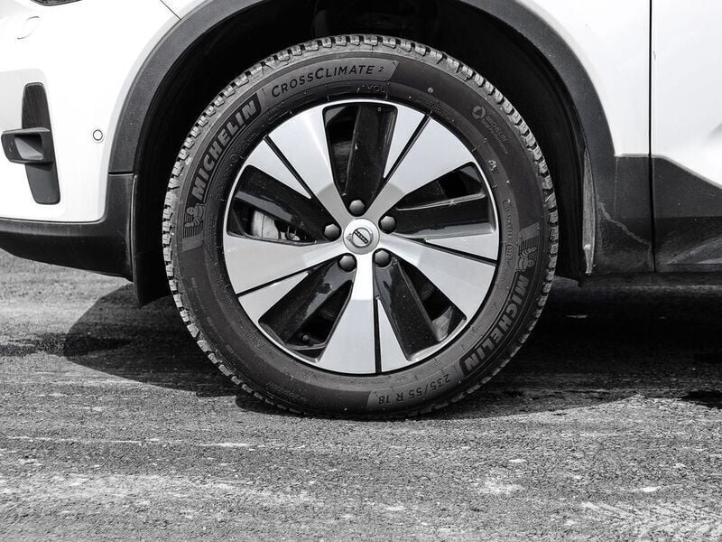 Gebraucht Volvo XC40 Plus 211 PS (155 kW) 2023 Weiss SUV