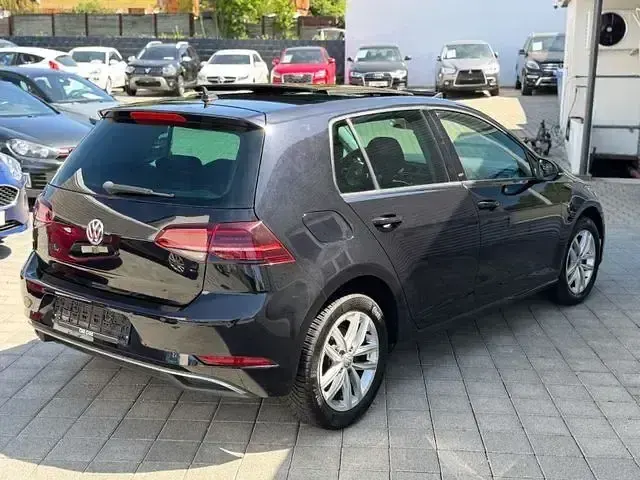 Gebraucht VW Golf VII Comfortline 125 PS (91 kW) 2017 Schwarz Limousine