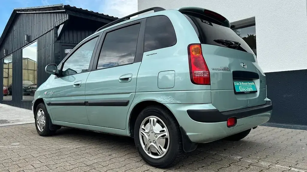 Käytetty Hyundai Matrix 103 HP (75 kW) 2005 Sininen Tila-auto