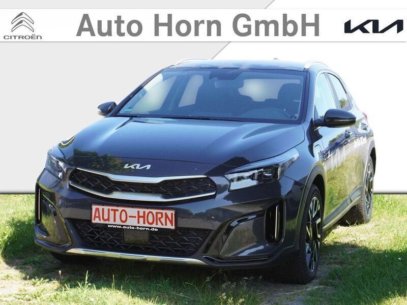 Grau Gebraucht 2022 Kia XCeed Platinum SUV | 26.350 € (Etwas zu teuer) - Bild 1/4