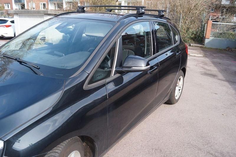 Gebraucht BMW 218 Advantage 150 PS (110 kW) 2017 Schwarz Kombi