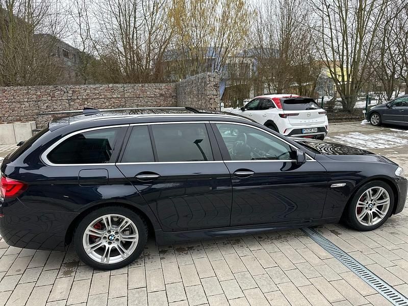 Gebraucht BMW 530 M Sport 258 PS (189 kW) 2011 Schwarz Kombi