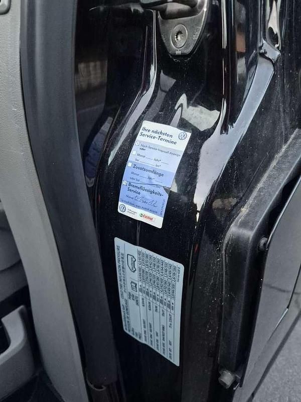 Gebraucht VW T5 102 PS (75 kW) 2012 Schwarz Van