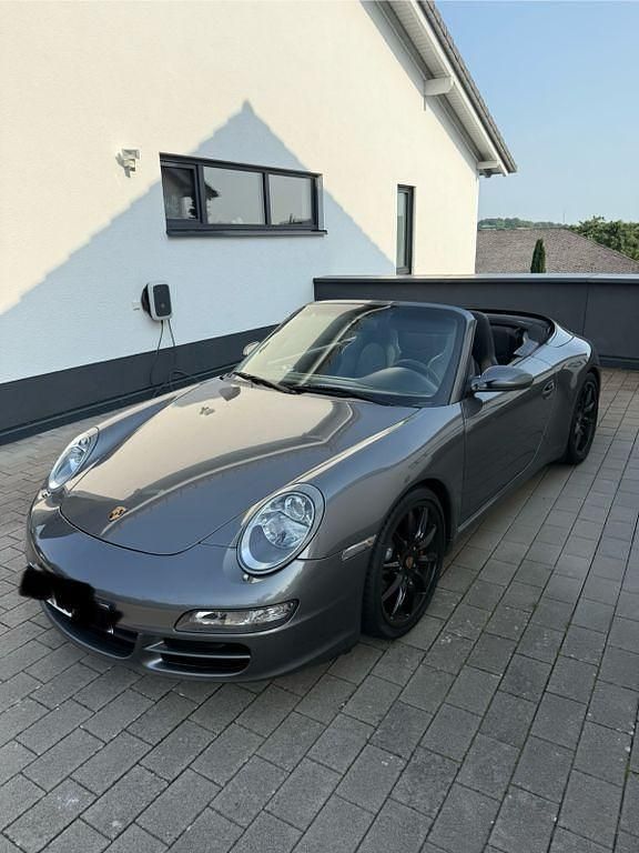 Grau Gebraucht 2007 Porsche 911 Carrera S Cabriolet Cabrio | 57.500 € (Fairer Preis) - Bild 1/4
