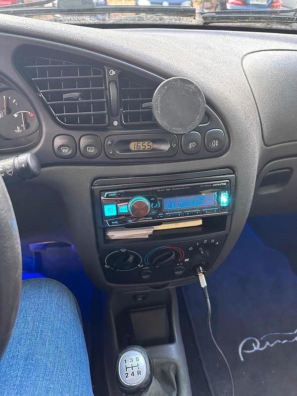 Blau Gebraucht 2000 Ford Fiesta Kleinwagen | 500 € (Fairer Preis) - Bild 1/4