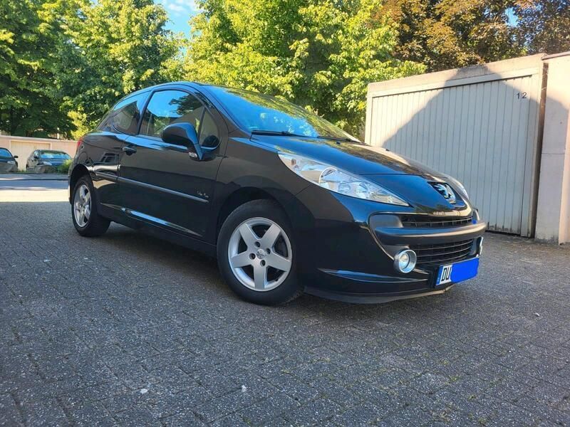 Schwarz Gebraucht 2009 Peugeot 207 Kleinwagen | 2.499 € (Fairer Preis) - Bild 1/4