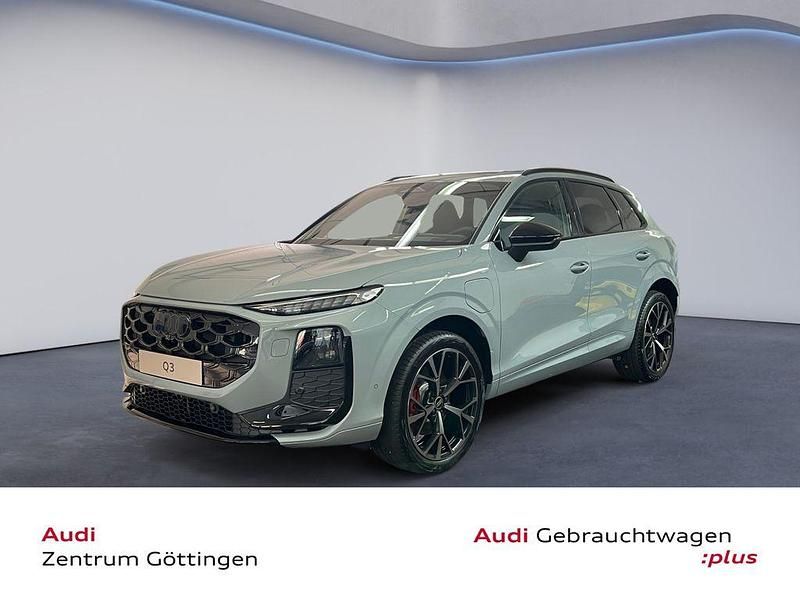 Pfeilgrau perleffekt Gebraucht 2025 Audi Q3 Sport SUV | 66.980 € - Bild 1/4