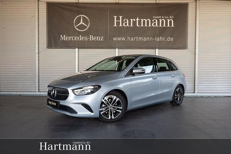 Hightechsilber Gebraucht 2024 Mercedes B200 Progressive Van / Kleinbus | 34.850 € (Etwas zu teuer) - Bild 1/4