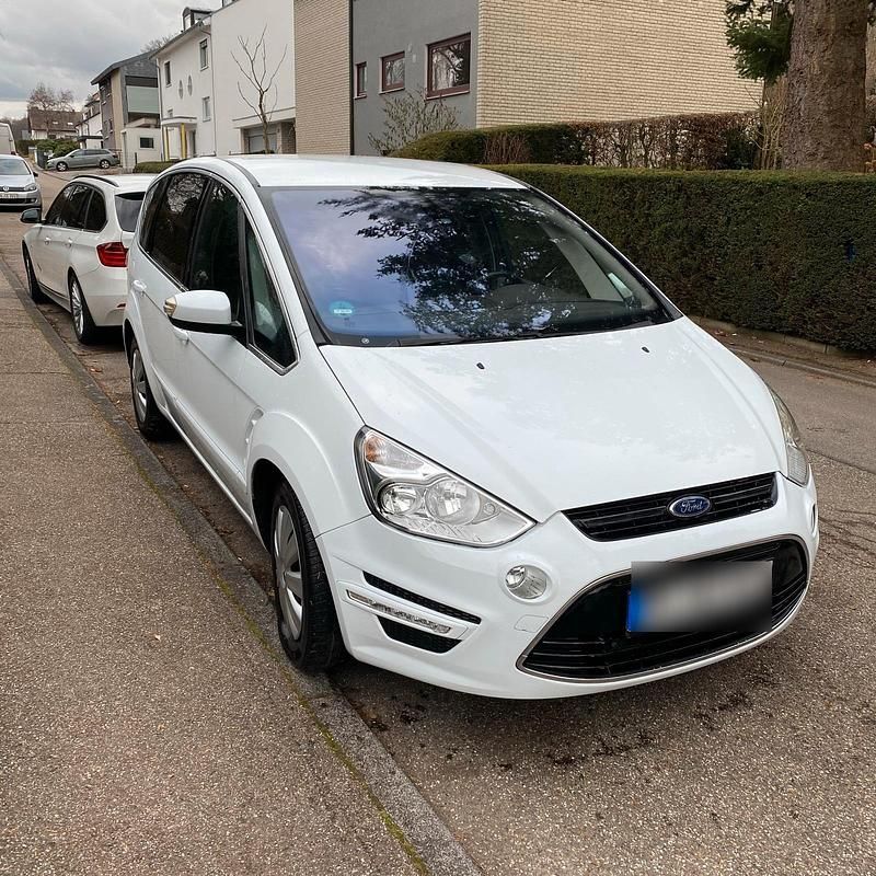 Gebraucht Ford S-MAX S 140 PS (102 kW) 2012 Weiß Van / Kleinbus