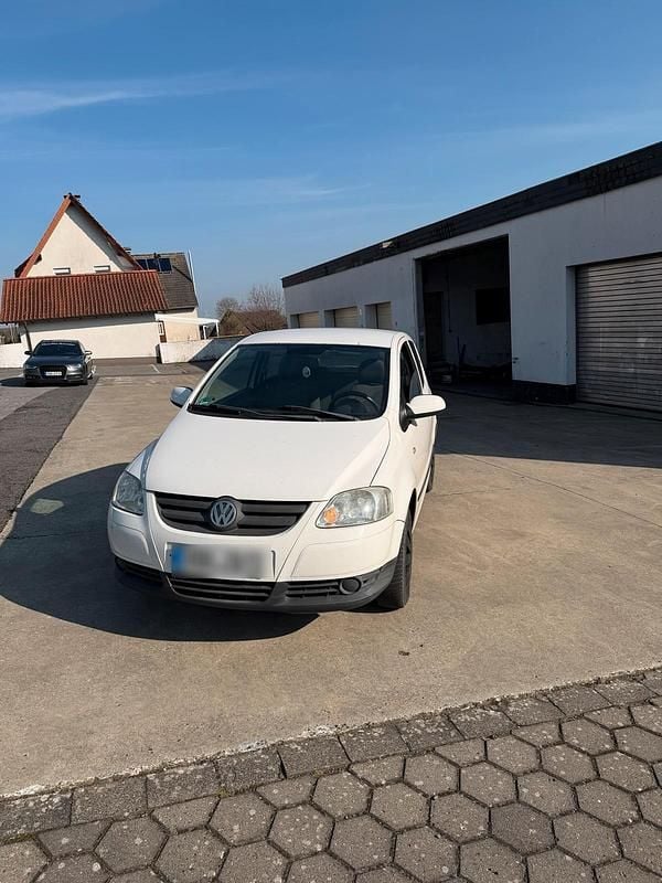 Gebraucht VW Fox 55 PS (40 kW) 2007 Weiß Kleinwagen