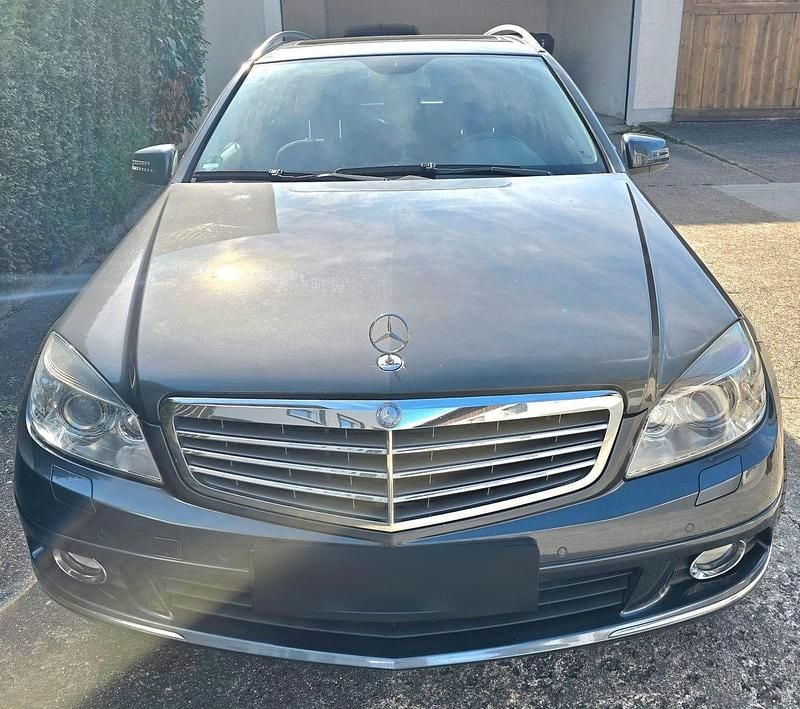 Gebraucht Mercedes C200 Elegance 184 PS (135 kW) 2009 Grau Kombi