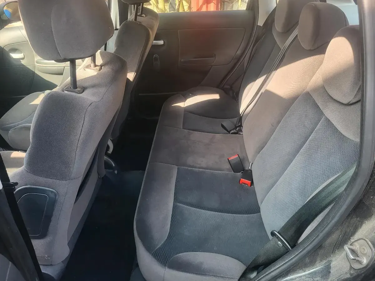 Gebraucht Citroën C3 72 PS (52 kW) 2009 Schwarz Kleinwagen