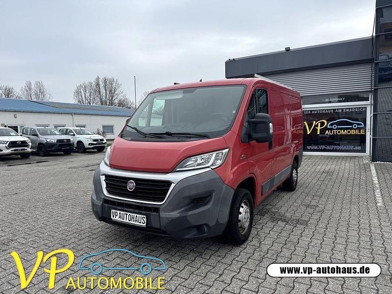 Gebraucht Fiat Ducato 116 PS (85 kW) 2014 Rot Van