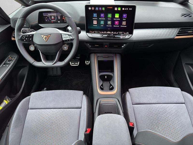 Neu Cupra Born 169 kW (231 PS) 2026 Vaporgrau Kleinwagen