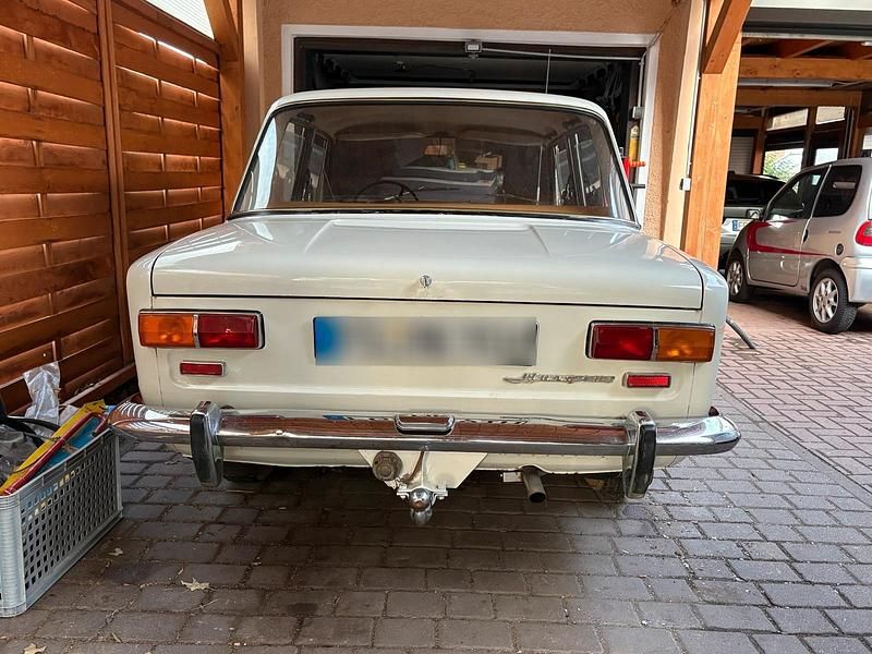 Gebraucht Lada 2101 60 PS (44 kW) 1974 Weiß Limousine