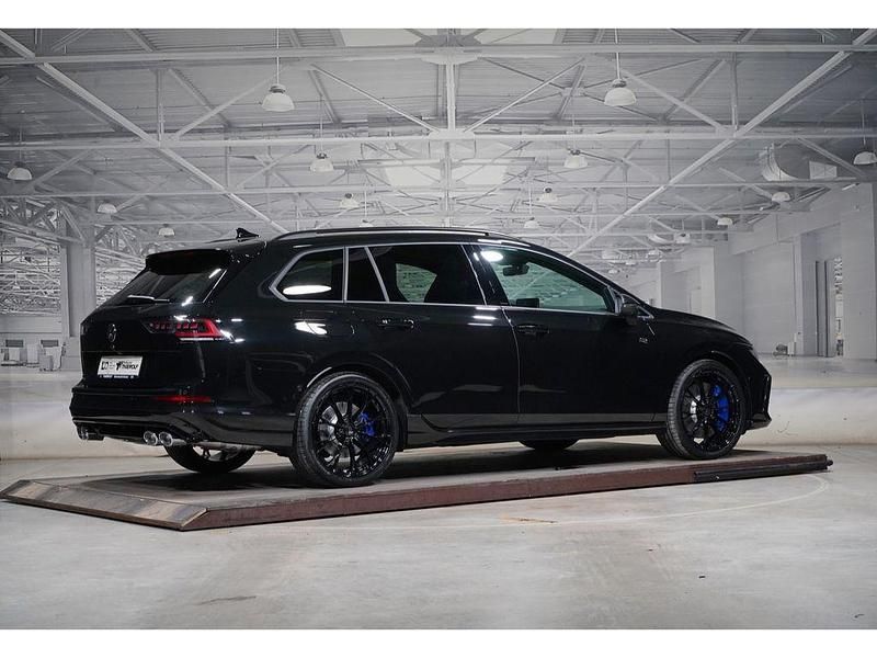 Gebraucht VW Golf VIII R 333 PS (244 kW) 2025 Schwarz Kombi