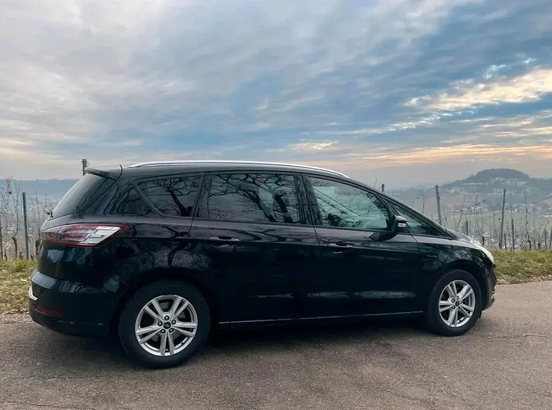 Gebraucht Ford S-MAX S 150 PS (110 kW) 2018 Schwarz Van / Kleinbus
