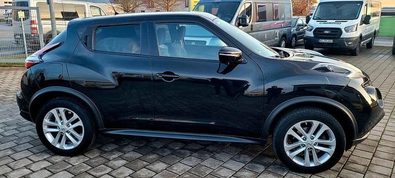 Gebraucht Nissan Juke N-Connecta 117 PS (86 kW) 2016 Schwarz SUV