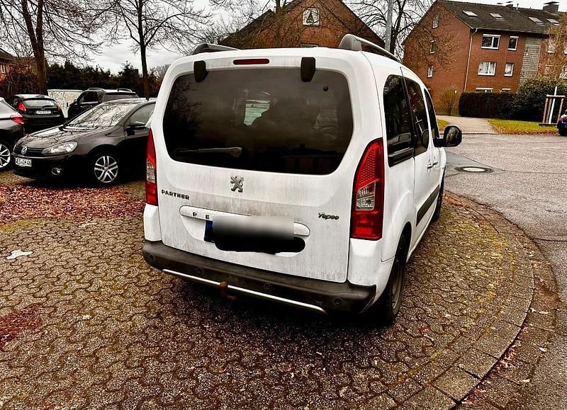 Gebraucht Peugeot Partner 108 PS (79 kW) 2010 Weiß Van / Kleinbus