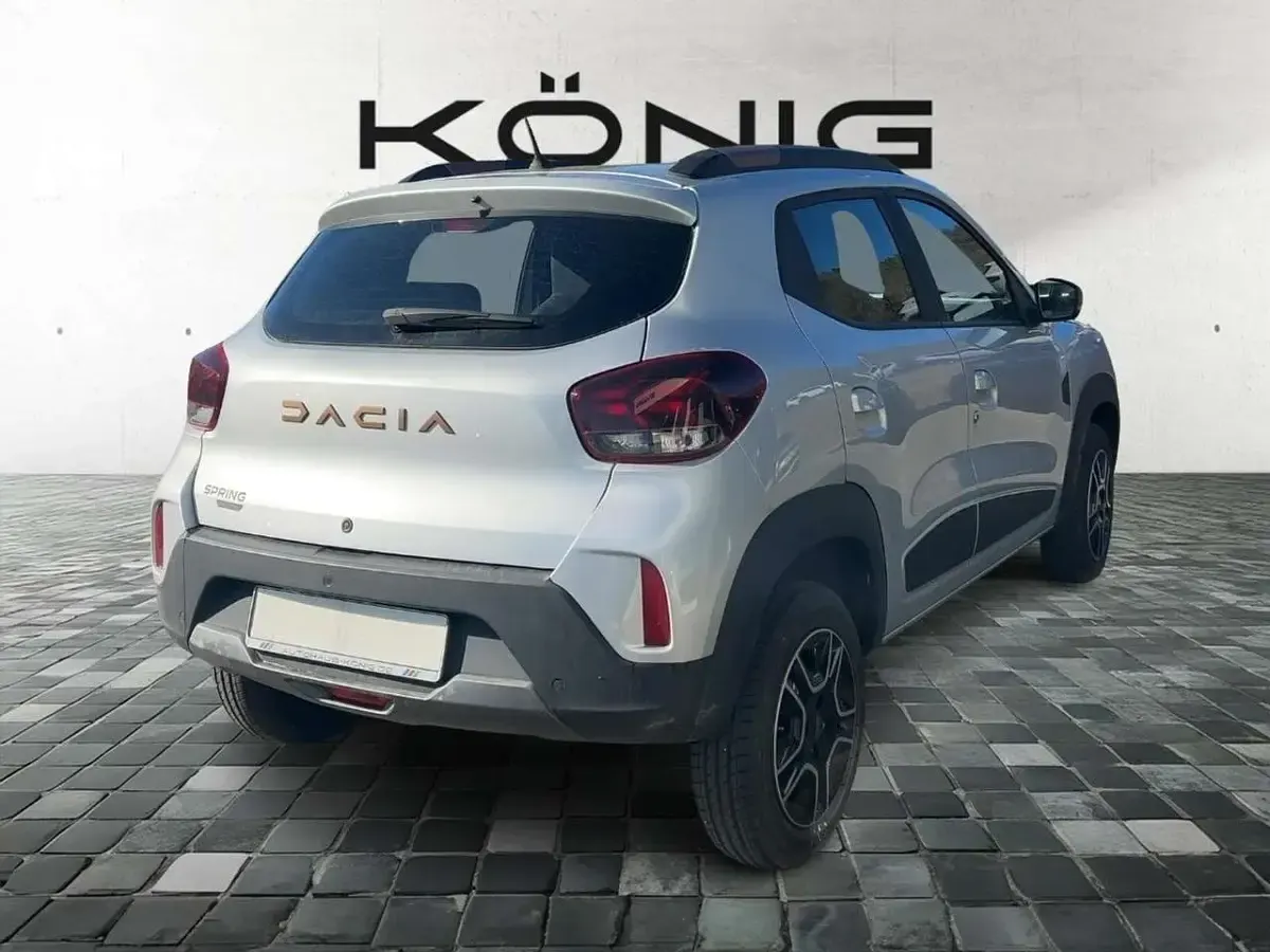 Używany Dacia Spring Extreme 47 kW (65 KM) 2024 Szary Hatchback