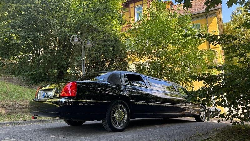 Gebraucht Lincoln Town Car 242 PS (177 kW) 2005 Schwarz Limousine